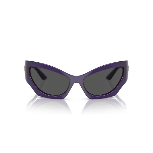 VERSACE VE4450 col. 541987 è un occhiale da sole da donna in iniettato, dalla forma cat eye e calibro 60.