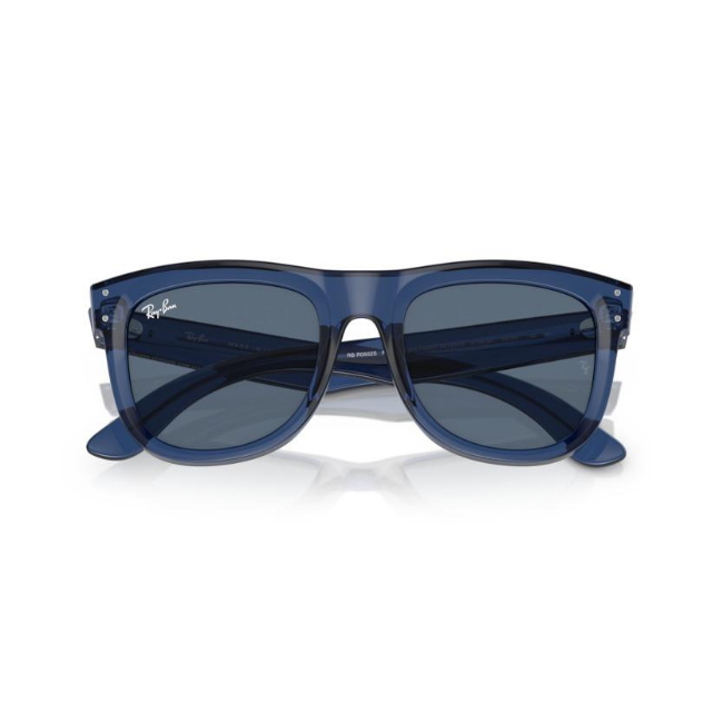 Ray-Ban RB R0502S WAYFARER REVERSE col. 6708/3A è un occhiale da sole in acetato trasparente blu e calibro 50.