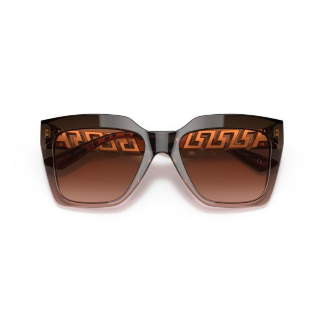 VERSACE VE4418 col. 533213 è un occhiale da sole in acetato e calibro 56.