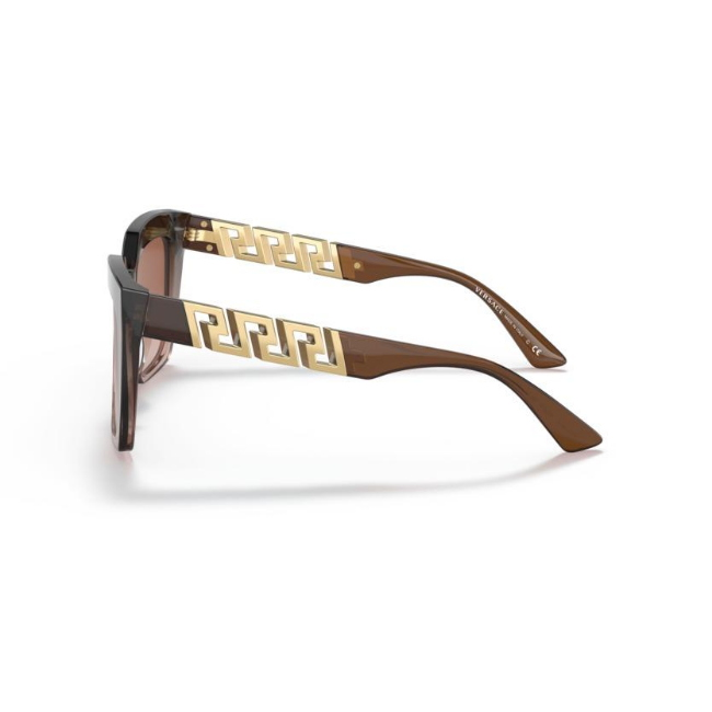 VERSACE VE4418 col. 533213 è un occhiale da sole in acetato e calibro 56.