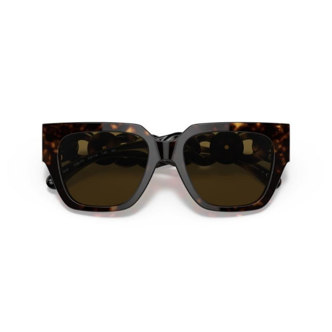 VERSACE VE4409 col. 108/73 è un occhiale da sole da donna in acetato, dalla forma squadrata e calibro 53.