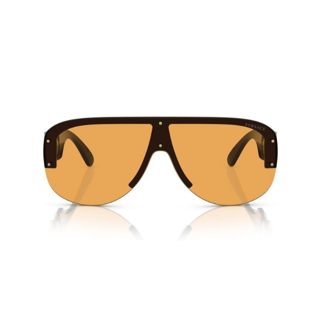 VERSACE VE4391 col. GB1/7 è un occhiale da sole da uomo in nylon, dalla forma irregolare e calibro 48.
