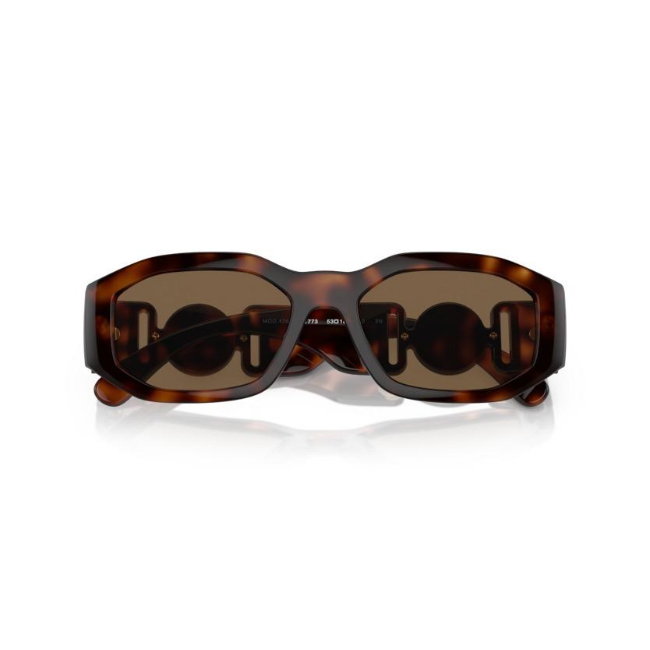 VERSACE VE4361 col. 521773 è un occhiale da sole da donna in nylon, dalla forma irregolare e calibro 53.