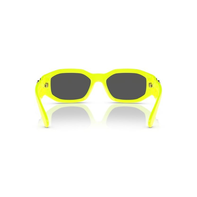 VERSACE VE4361 col. 532187 è un occhiale da sole in nylon e calibro 53.