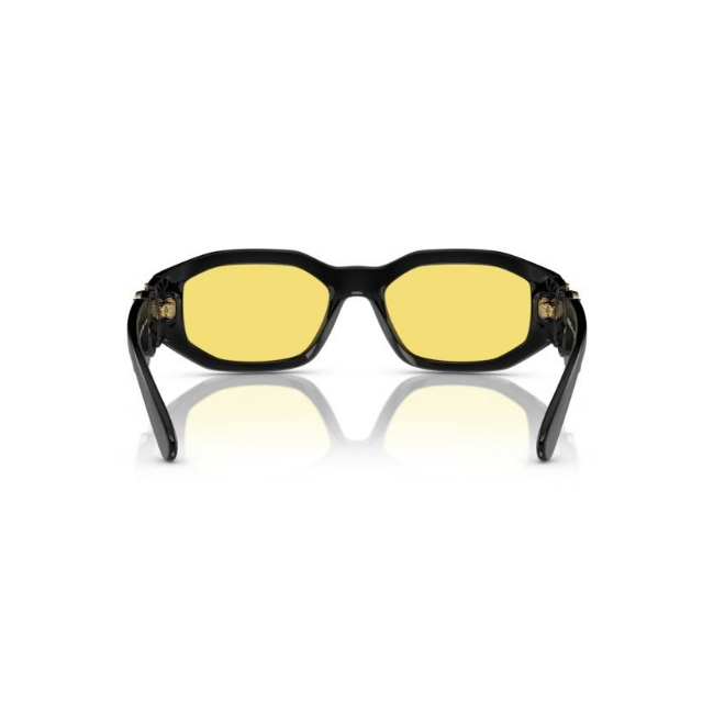 VERSACE VE4361 col. GB1/85 è un occhiale da sole da uomo in nylon, dalla forma irregolare e calibro 53.
