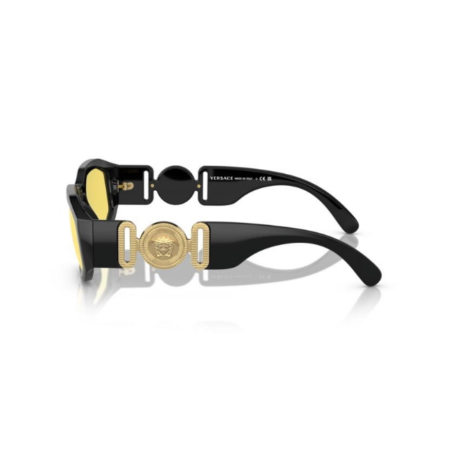 VERSACE VE4361 col. GB1/85 è un occhiale da sole da uomo in nylon, dalla forma irregolare e calibro 53.