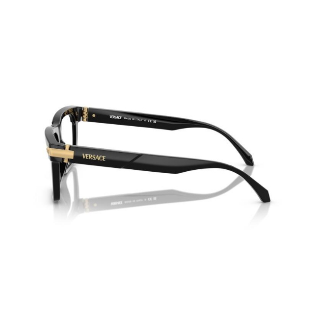 VERSACE VE3354 col. GB1 è una montatura da vista da uomo in acetato, dalla forma rettangolare e calibro 53.