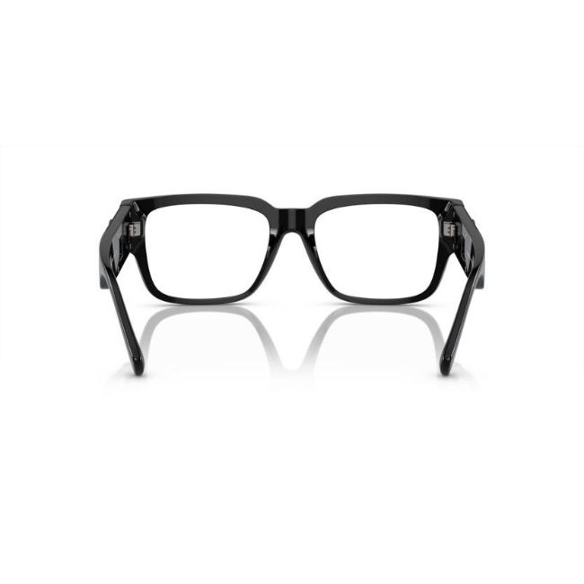 Versace VE 3350 col. 5360 è una montatura da vista da uomo in acetato nero lucido, dalla forma squadrata e calibro 55.