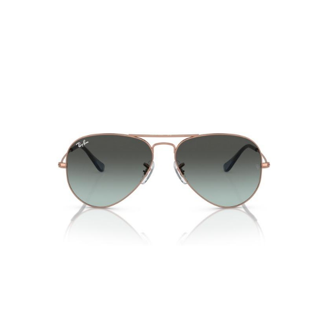 Ray-Ban RB 3025 col. 9202/GK è un occhiale da sole in metallo oro rosa e calibro 58.