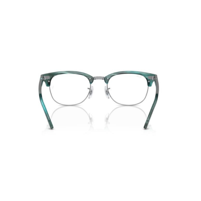 Ray-Ban RB 5154 CLUBMASTER col. 8377 è una montatura da vista in acetato striato verde e calibro 51.