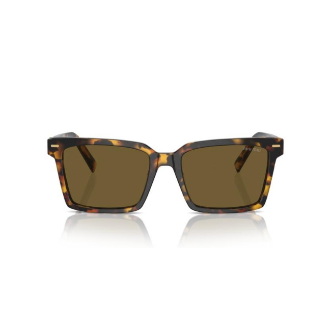 Miu Miu SMU 13Z col. VAU-01T è un occhiale da sole in acetato marrone tartarugato e calibro 55.
