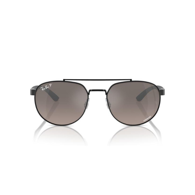 Ray-Ban RB 3736CH col. 002/5J è un occhiale da sole in metallo nero e calibro 56.