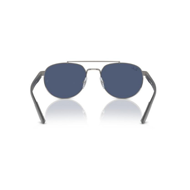 Ray-Ban RB 3736 col. 004/80 è un occhiale da sole in metallo argento e calibro 56.