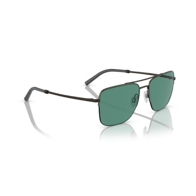 Oliver Peoples OV 1343S R-2 ROGER FEDERER X OP col. 533971 è un occhiale da sole in ryegrass/pewter verde e calibro 56.