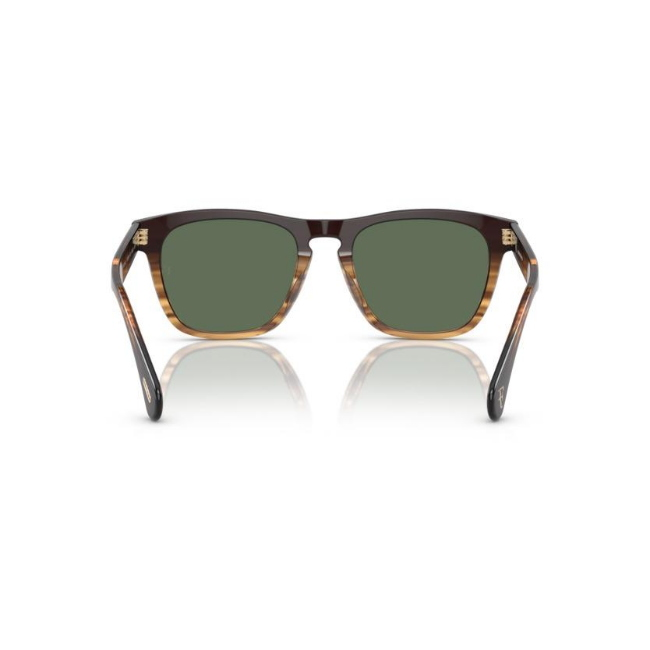 Oliver Peoples OV 5555SU R-3 ROGER FEDERER X OP col. 13929A è un occhiale da sole da donna in cortado marroni, dalla forma pillow e calibro 54.