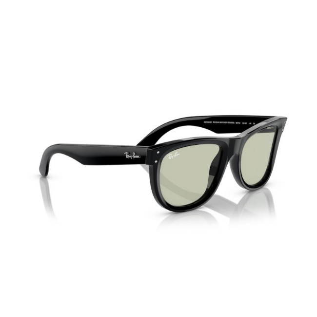 Ray-Ban RB R0502S WAYFARER REVERSE col. 6677/2 è un occhiale da sole e calibro 50.