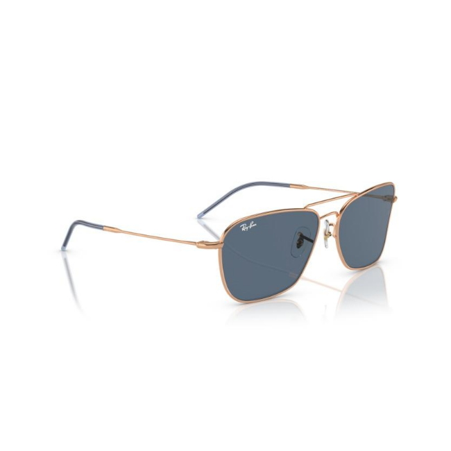 Ray-Ban RB R0102S CARAVAN REVERSE col. 92023A è un occhiale da sole in metallo e calibro 58.