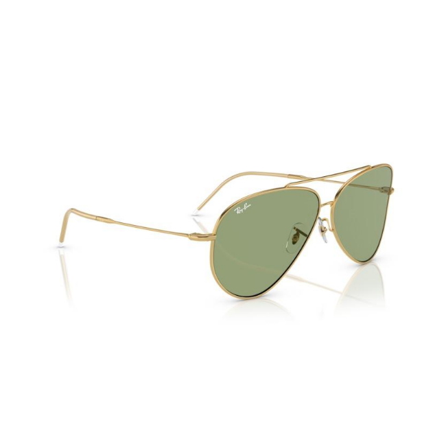 Ray-Ban RB R0101S AVIATOR REVERSE col. 001/82 è un occhiale da sole in metallo e calibro 59.