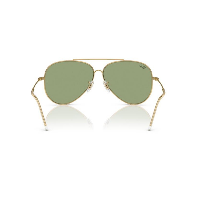 Ray-Ban RB R0101S AVIATOR REVERSE col. 001/82 è un occhiale da sole in metallo e calibro 59.