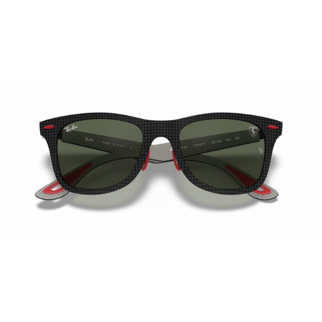 Ray-Ban RB 8395M col. F05471 è un occhiale da sole e calibro 52.