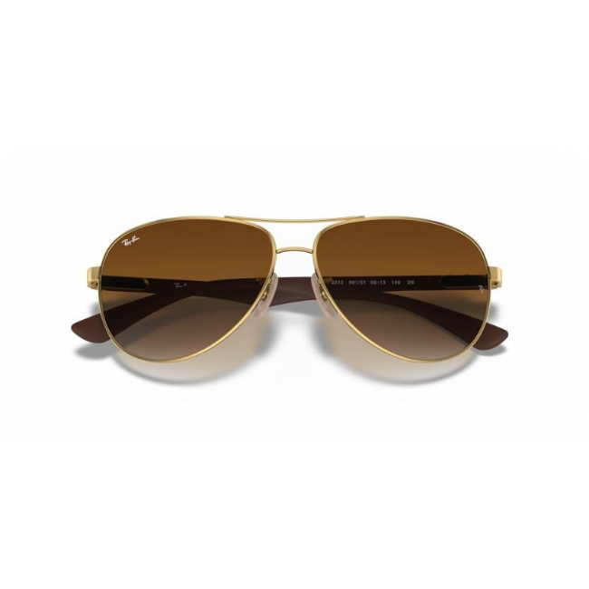 Ray-Ban RB 8313 col. 001/51 è un occhiale da sole in metallo e calibro 61.