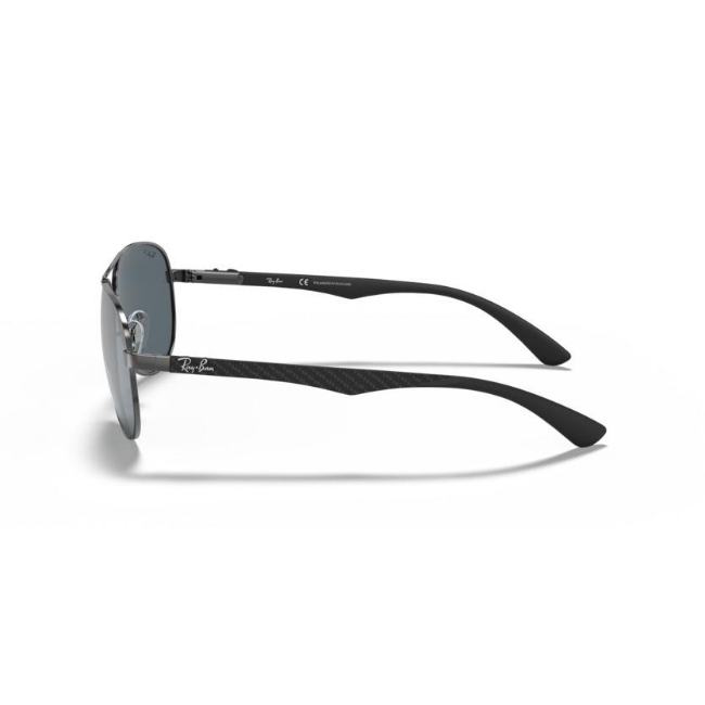 Ray-Ban RB 8313 col. 004/K6 è un occhiale da sole in metallo e calibro 61.