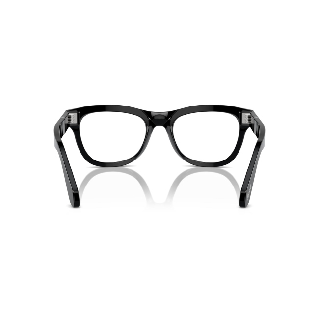 Persol PO 0086-V col. 95 è una montatura da vista da donna in acetato nero lucido, dalla forma pillow e calibro 54.