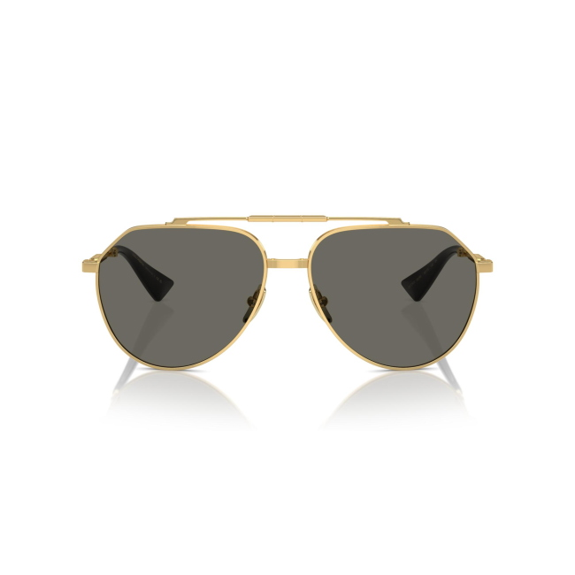 Dolce & Gabbana DG 2302 col. 02/R5 è un occhiale da sole da uomo in metallo oro, dalla forma pilot e calibro 60.
