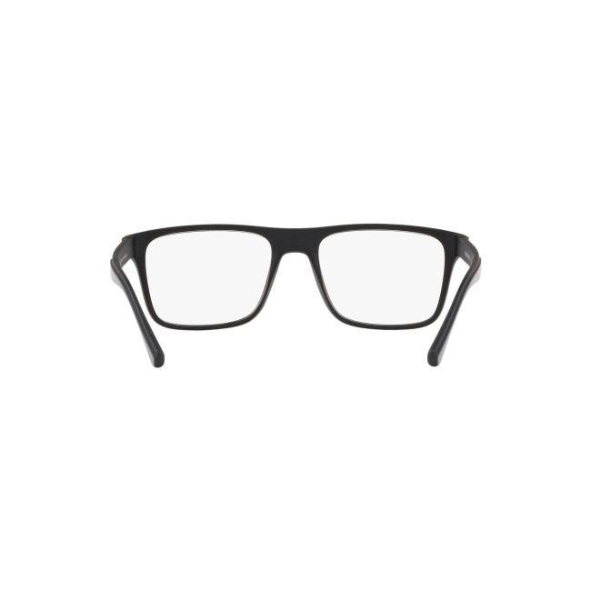Emporio Armani EA 4115 col. 5801/1W è un occhiale da sole in acetato nero satinato e calibro 54.