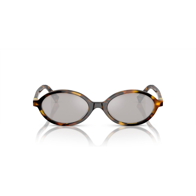 Miu Miu SMU 04Z col. VAU-07F è un occhiale da sole in acetato marrone tartarugato e calibro 50.