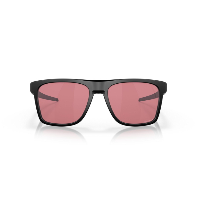 Oakley OO 9100 LEFFINGWELL col. 09 è un occhiale da sole in titanio nero opaco e calibro 57.