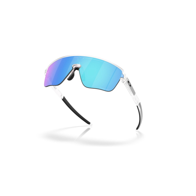 Oakley OO 9415 CORRIDOR SQ col. 05 è un occhiale da sole in acetato trasparente opaco e calibro 42.