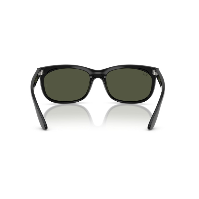 Ray-Ban RB 2389 BALORETTE col. 901/31 è un occhiale da sole in acetato nero lucido e calibro 57.