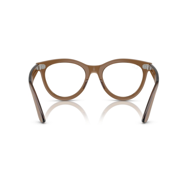 Ray-Ban RB 2241V WAYFARER WAY col. 8198 è una montatura da vista in acetato marrone chiaro trasparente e calibro 51.