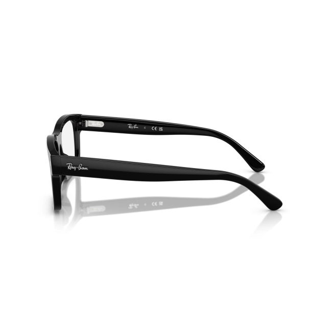 Ray-Ban RB 5435 col. 2000 è una montatura da vista in acetato nero lucido e calibro 56.