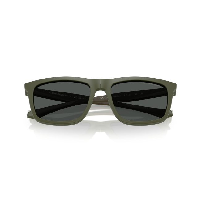 Emporio Armani EA 4235 + CLIP col. 6184/1W è un occhiale da sole in acetato verde satinato e calibro 53.