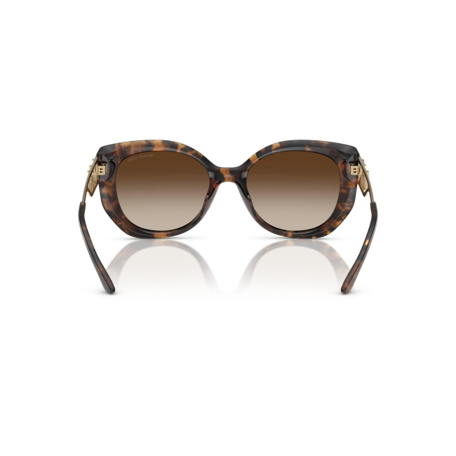 MICHAEL KORS MK 2236U ALICANTE col. 300613 è un occhiale da sole da donna in acetato marrone tartarugato, dalla forma irregolare e calibro 53.
