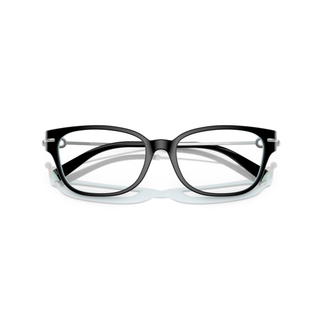 Tiffany & Co. TF 2262 col. 8055 è una montatura da vista da donna in acetato nero su blu tiffany, dalla forma pillow e calibro 52.
