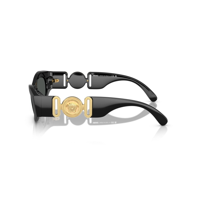 Versace VE 4480-U col. GB1/87 è un occhiale da sole da donna in acetato nero lucido, dalla forma cat eye e calibro 51.