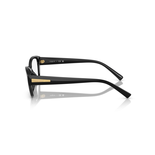 Vogue VO 5608 col. W44 è una montatura da vista in acetato nero lucido e calibro 53.