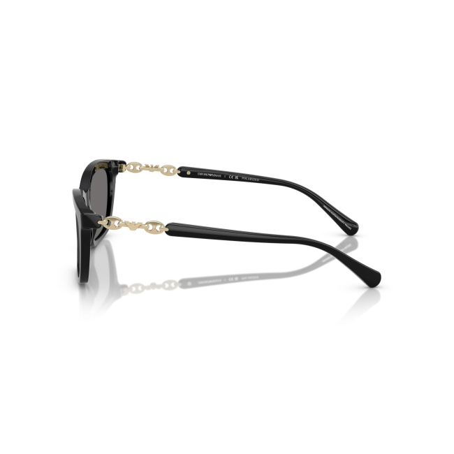 Emporio Armani EA 4238 col. 50178/81 è un occhiale da sole in acetato nero lucido e calibro 54.