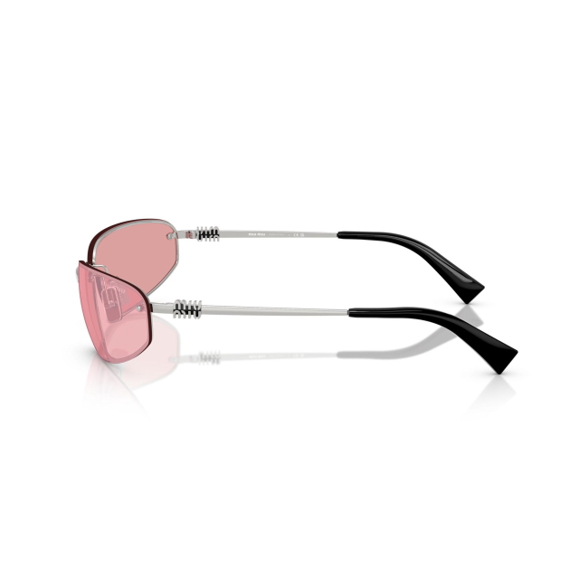 Miu Miu SMU A50 col. 1BC-70J è un occhiale da sole da donna in metallo argento, dalla forma ovale e calibro 68.