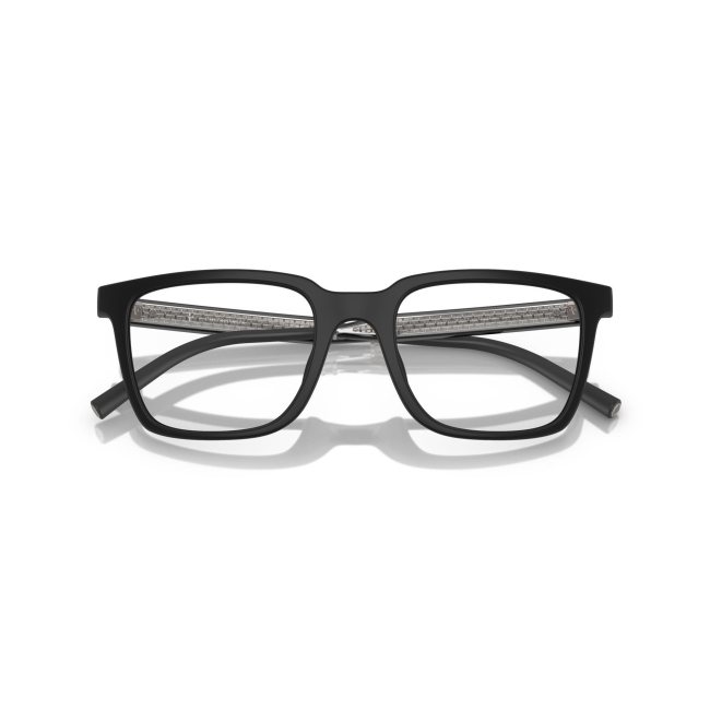 Oliver Peoples OV 5553U MR. FEDERER col. 7001 è una montatura da vista da uomo in acetato nero lucido e satinato, dalla forma rettangolare e calibro 52.