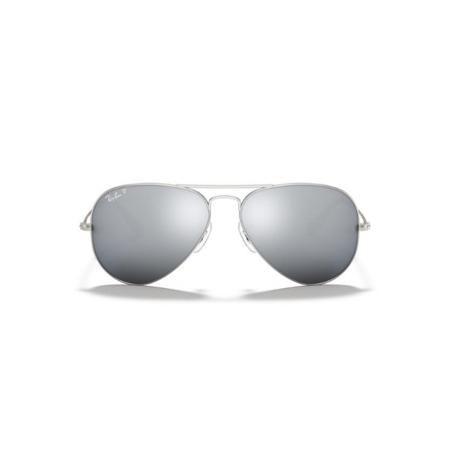 Ray-Ban 3025 SOLE col. 019/W3 è un occhiale da sole in metallo e calibro 58.