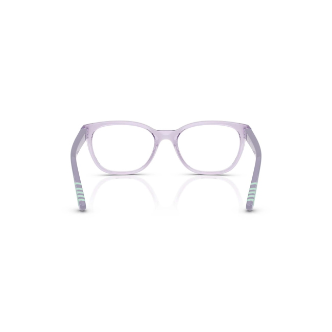 Vogue Kids VY 2033 col. 2745 è una montatura da vista in acetato viola trasparente e calibro 46.