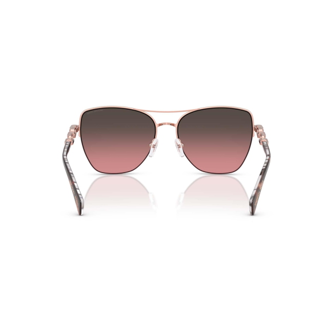 MICHAEL KORS MK 1163 DORADO BEACH col. 110811 è un occhiale da sole da donna in metallo oro rosa lucido, dalla forma squadrata e calibro 57.
