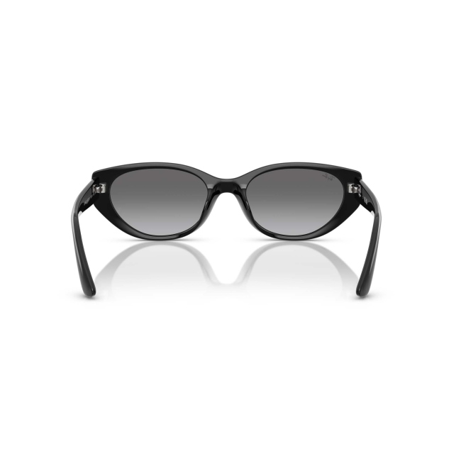 Ray-Ban RB 4457D col. 6677/11 è un occhiale da sole in acetato nero lucido e calibro 55.
