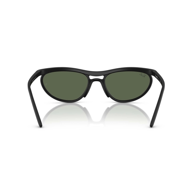 Ray-Ban RB 4453 col. 601S/71 è un occhiale da sole in acetato nero satinato e calibro 59.