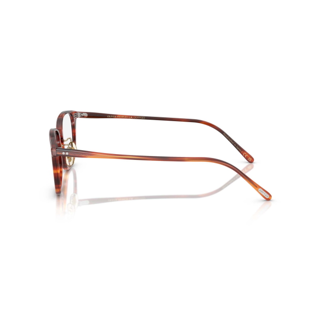 Oliver Peoples OV 5578 SOBEL col. 1799 è una montatura da vista da donna in acetato marrone tartarugato, dalla forma pillow e calibro 49.