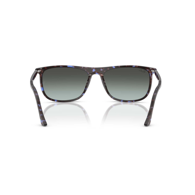 Ray-Ban RB 2216 col. 1430/GK è un occhiale da sole in acetato blu tartarugato e calibro 61.